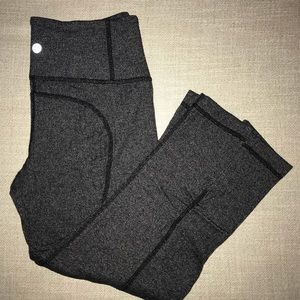 Lululemon Black/white Cropped Leggings